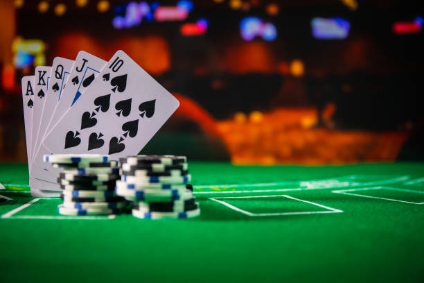 lele189 live-dealer studio with professional dealer, multi-camera setup, and gaming table